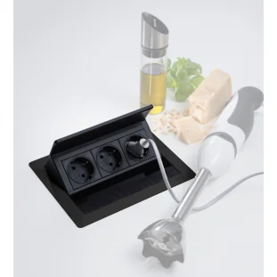 SCH EVOline FlipTop Push pistikupesa, 3xSchuko, must